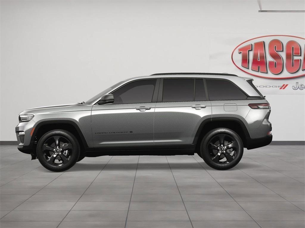 new 2025 Jeep Grand Cherokee car, priced at $50,485