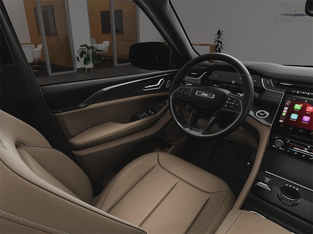 new 2025 Jeep Grand Cherokee car, priced at $50,485