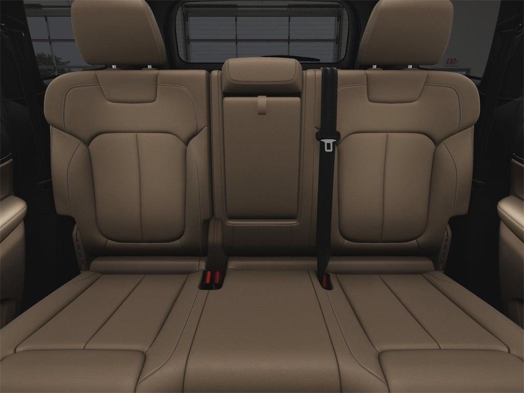 new 2025 Jeep Grand Cherokee car, priced at $50,485