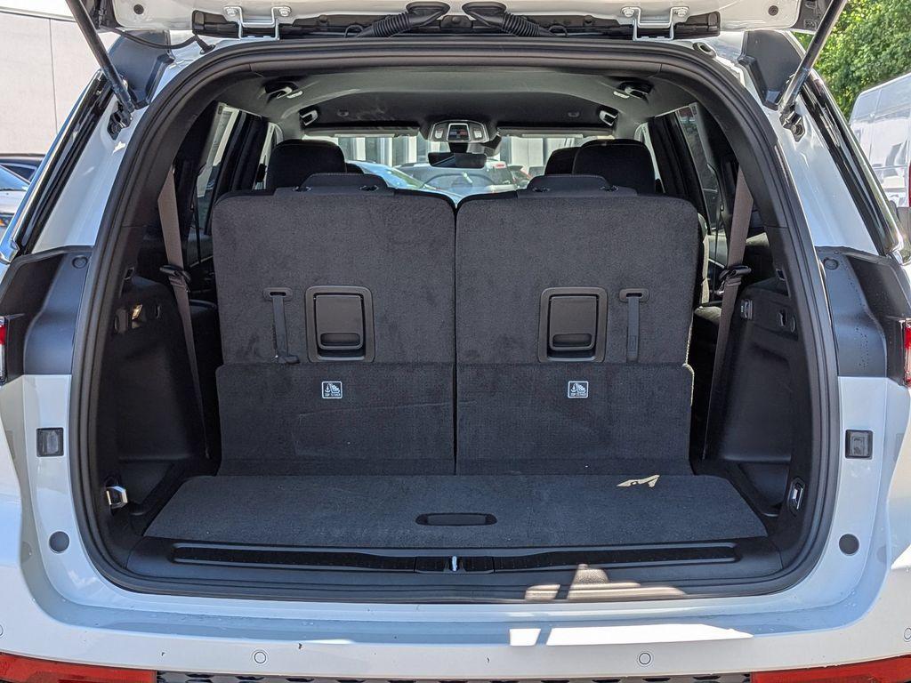 new 2026 Jeep Grand Cherokee L car, priced at $41,075