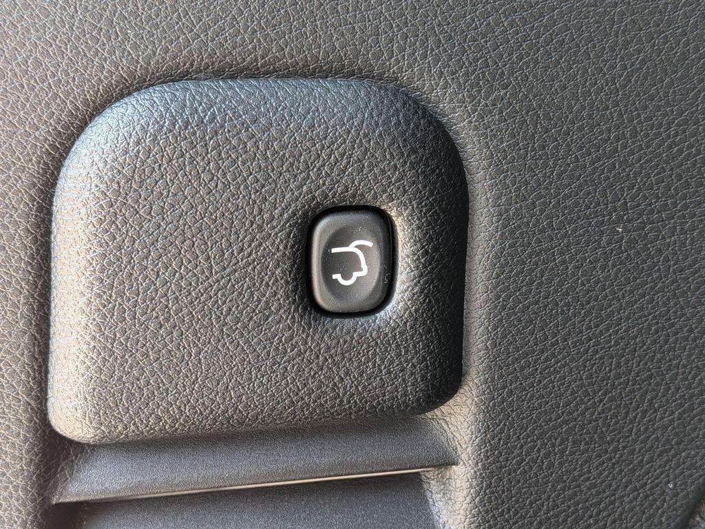 used 2015 Jeep Grand Cherokee car, priced at $14,815