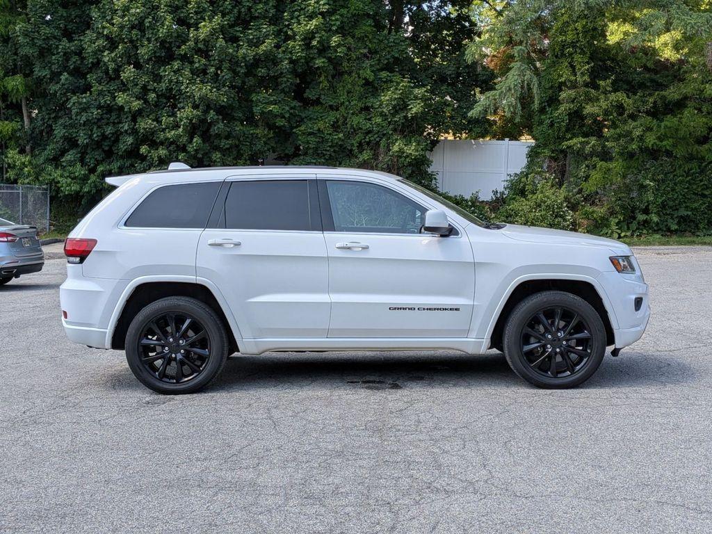 used 2015 Jeep Grand Cherokee car, priced at $14,815