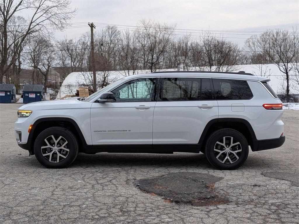 new 2025 Jeep Grand Cherokee L car, priced at $48,025