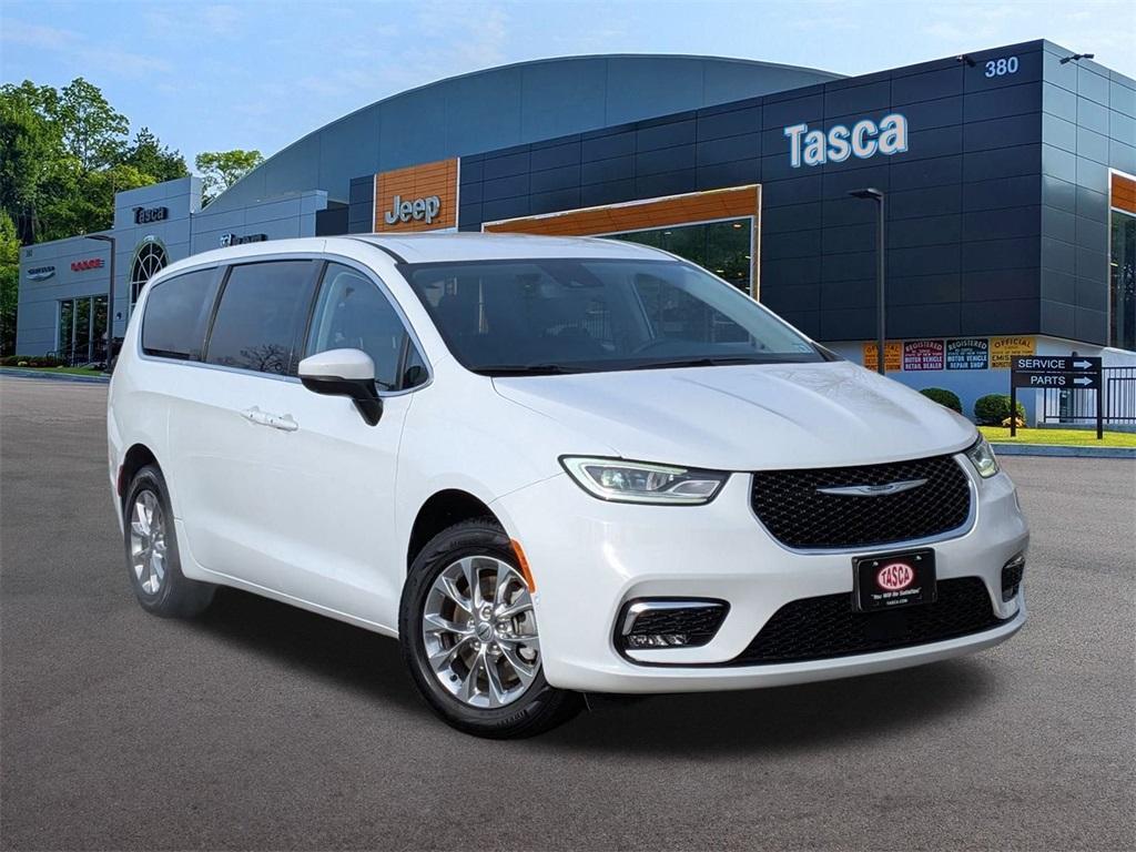 used 2023 Chrysler Pacifica car, priced at $29,450