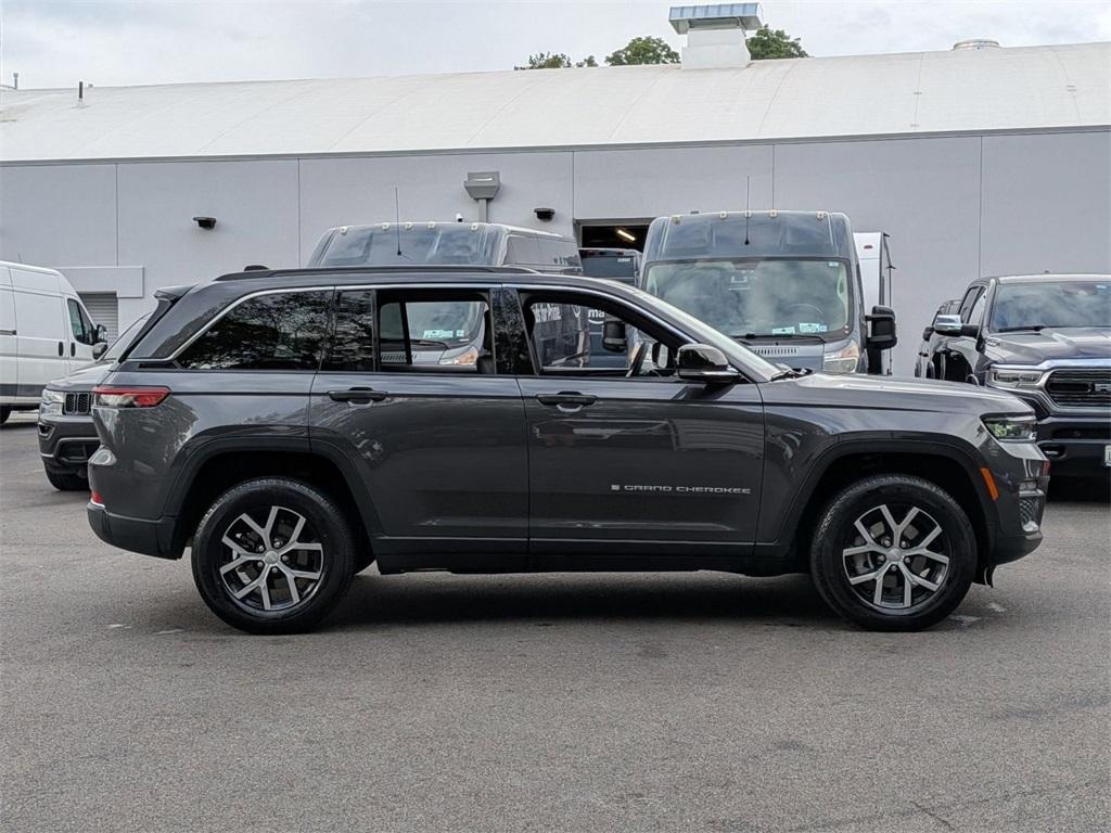 used 2025 Jeep Grand Cherokee car, priced at $41,995