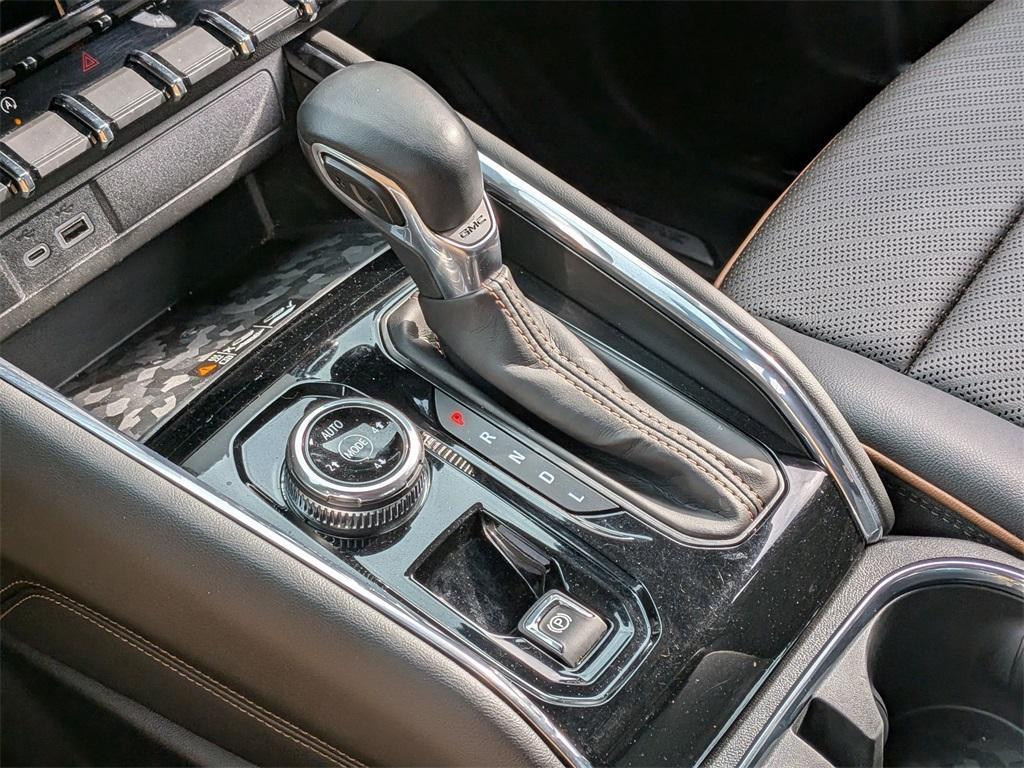 used 2023 GMC Canyon car, priced at $39,200