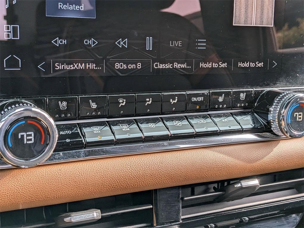 used 2023 GMC Canyon car, priced at $39,200