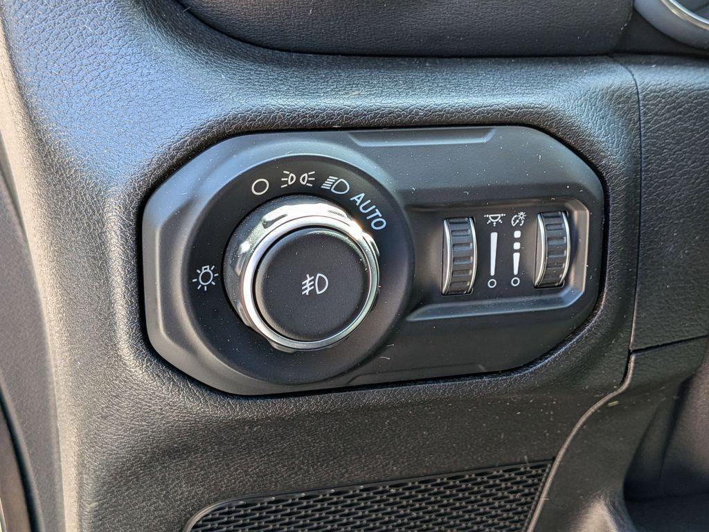 used 2019 Jeep Wrangler Unlimited car, priced at $26,925