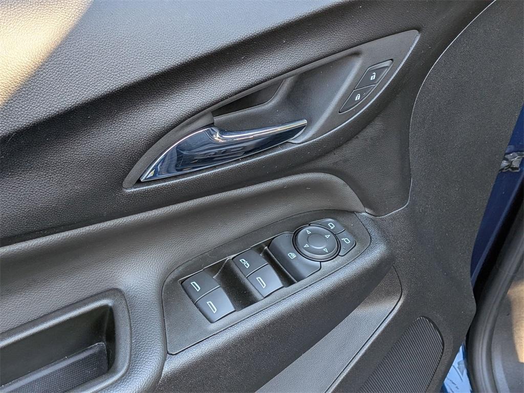 used 2022 Chevrolet Equinox car, priced at $19,500