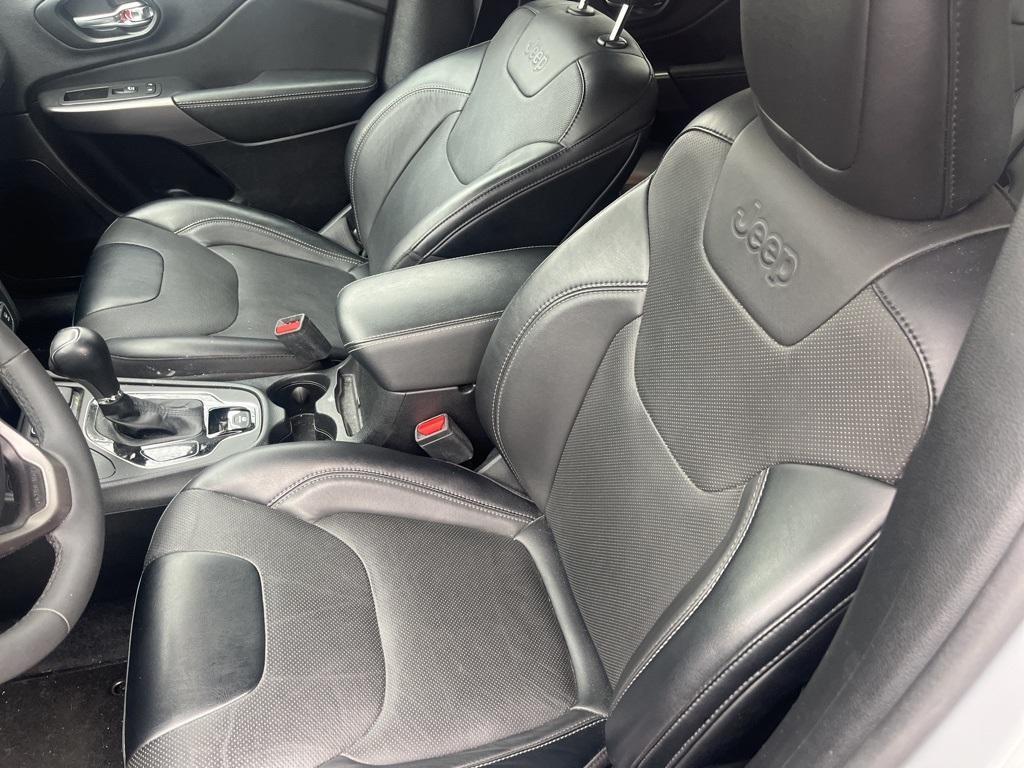 used 2022 Jeep Cherokee car, priced at $27,250