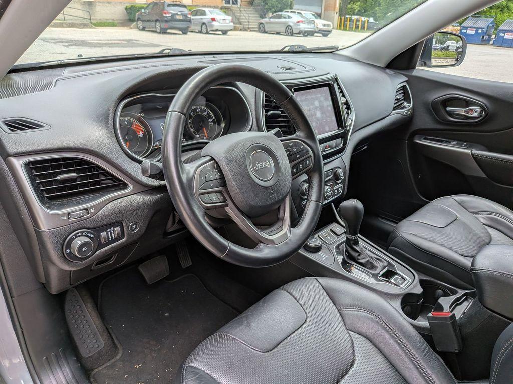 used 2021 Jeep Cherokee car, priced at $23,325