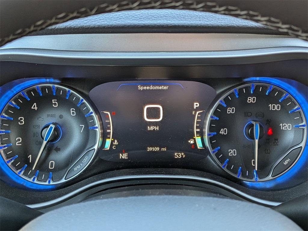 used 2022 Chrysler Pacifica car, priced at $31,995