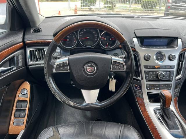 2009 White Cadillac CTS