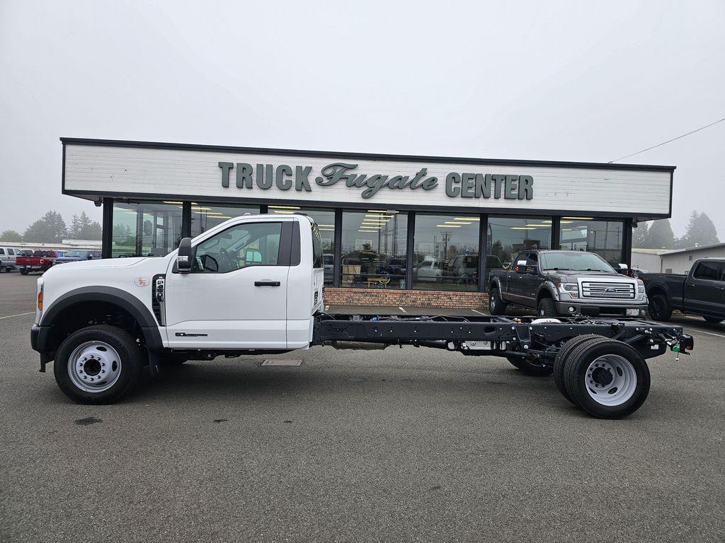 new 2025 Ford F-450 car, priced at $61,925