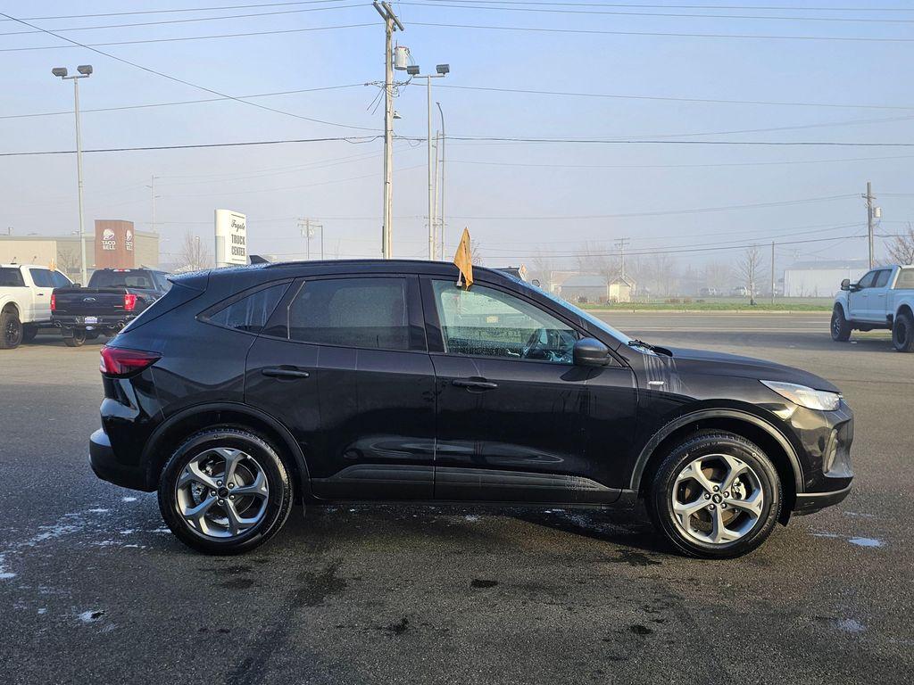 used 2025 Ford Escape car, priced at $28,997