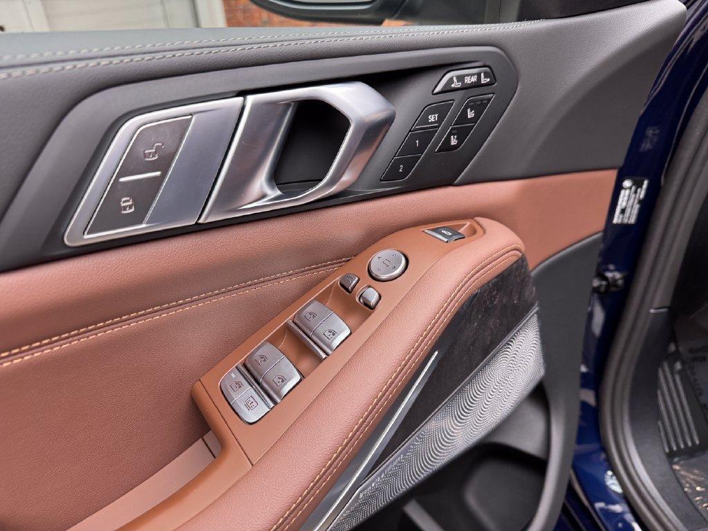 new 2027 BMW X7 car, priced at $102,050