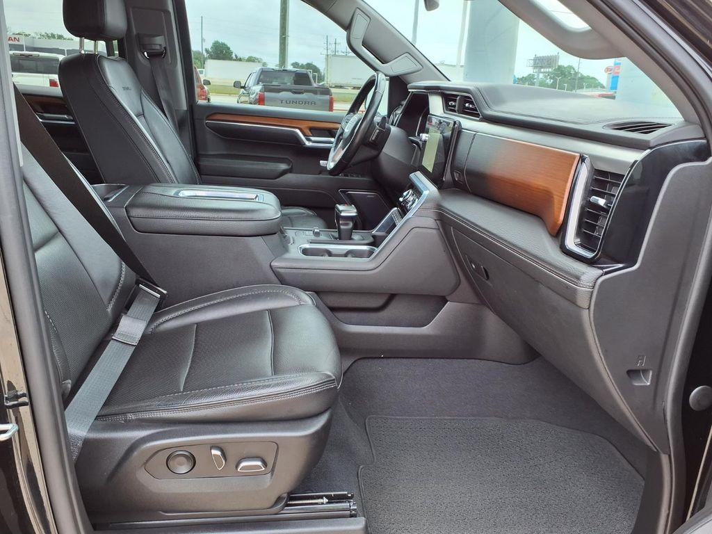 used 2022 GMC Sierra 1500 car, priced at $37,998