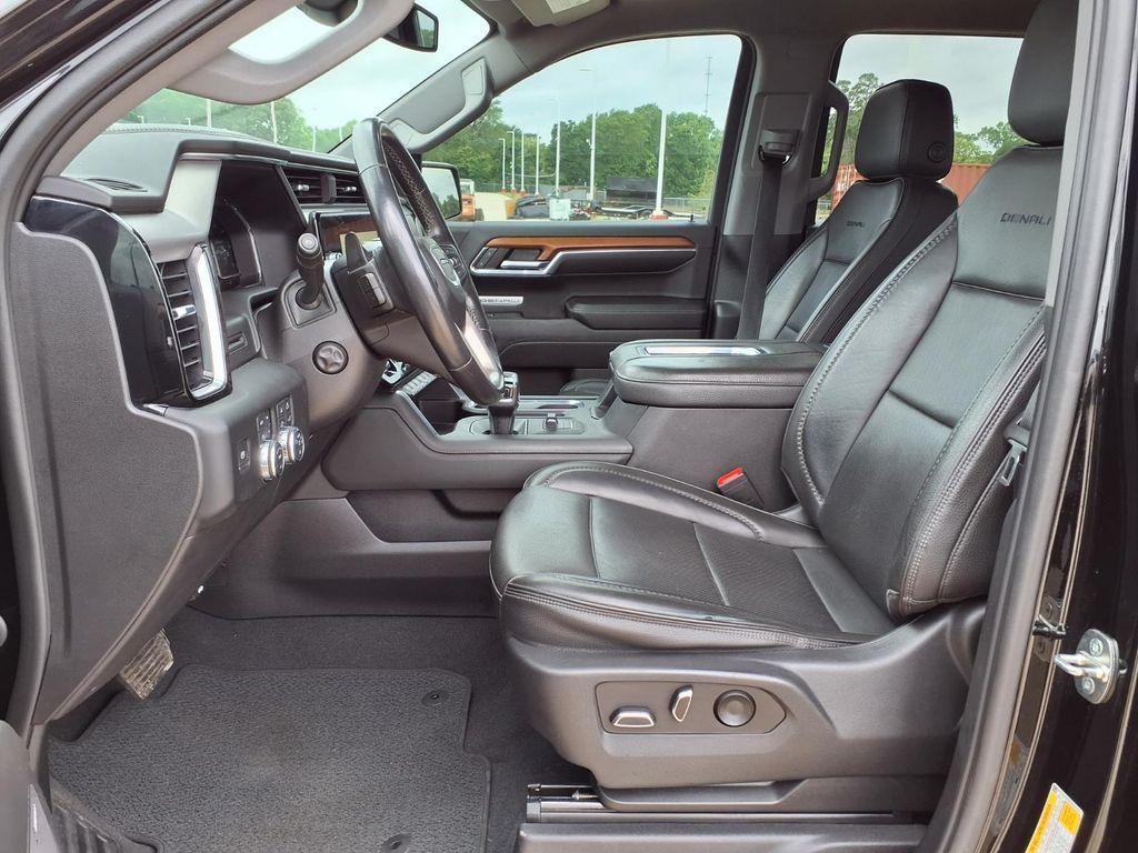 used 2022 GMC Sierra 1500 car, priced at $37,998