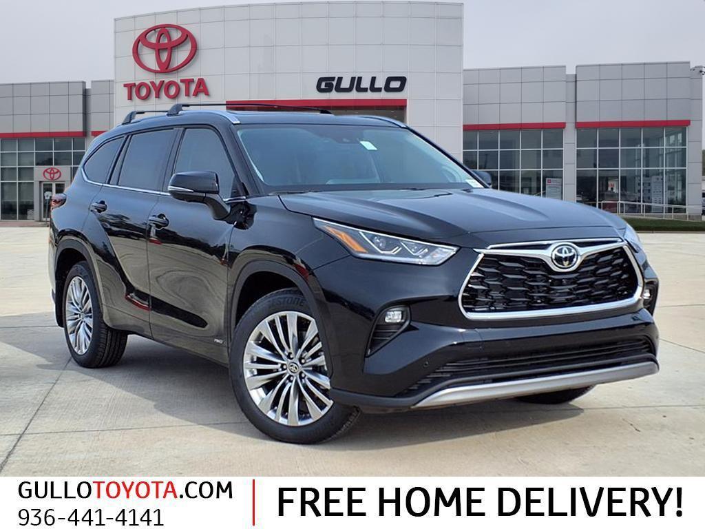 new 2026 Toyota Highlander Hybrid car, priced at $54,975