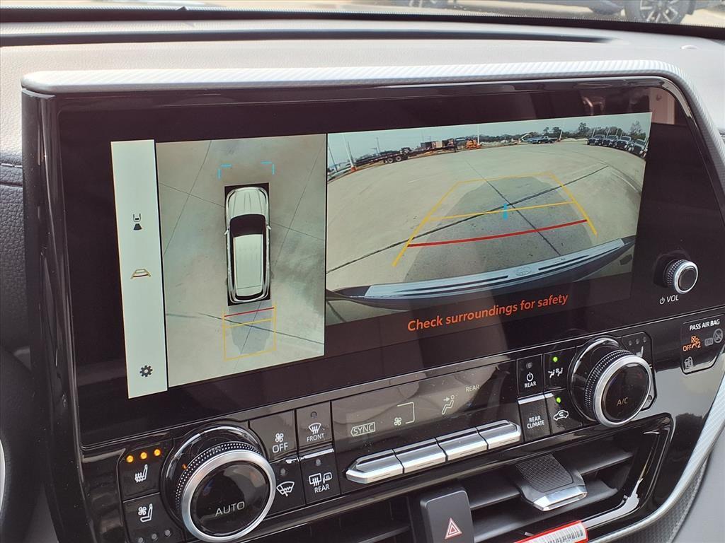 new 2026 Toyota Highlander Hybrid car, priced at $54,975