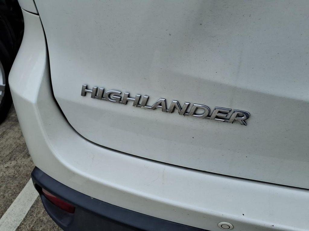 used 2016 Toyota Highlander car, priced at $13,498