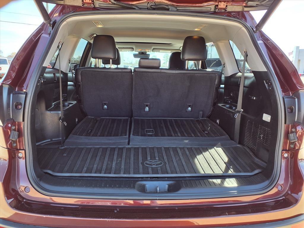 used 2017 Toyota Highlander car, priced at $21,998