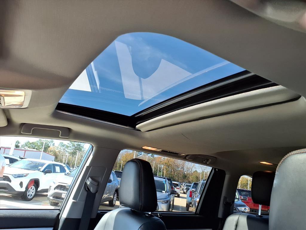 used 2017 Toyota Highlander car, priced at $21,998