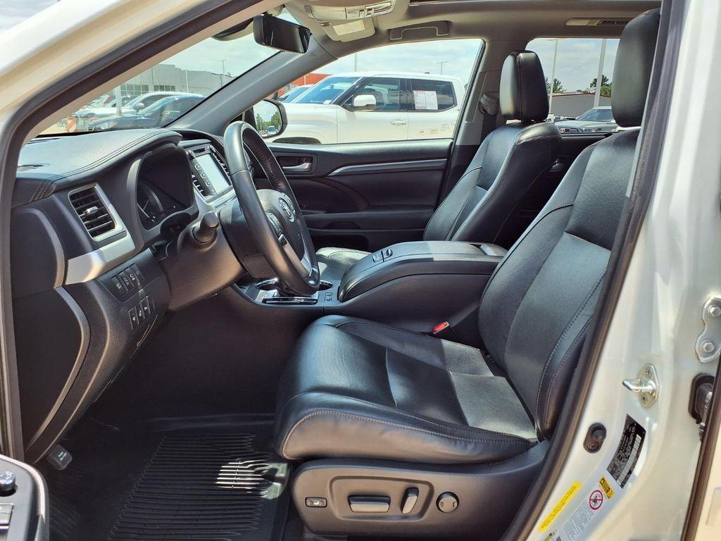 used 2018 Toyota Highlander car, priced at $19,748