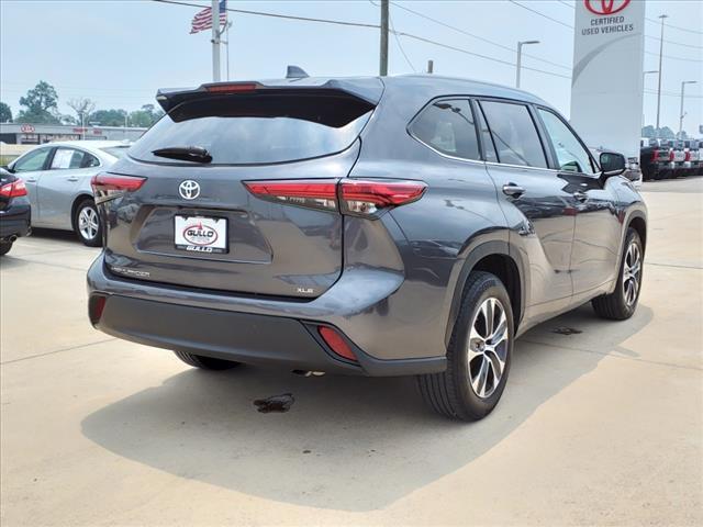 used 2023 Toyota Highlander car