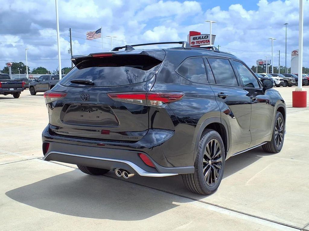 new 2026 Toyota Highlander car, priced at $50,168