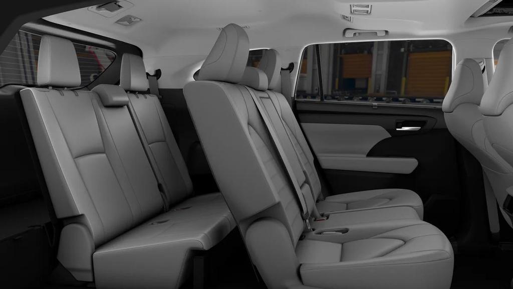 new 2026 Toyota Highlander car, priced at $50,517