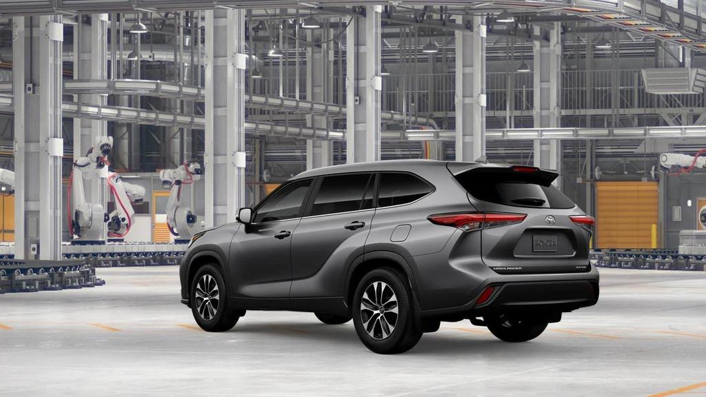 new 2026 Toyota Highlander car, priced at $51,877