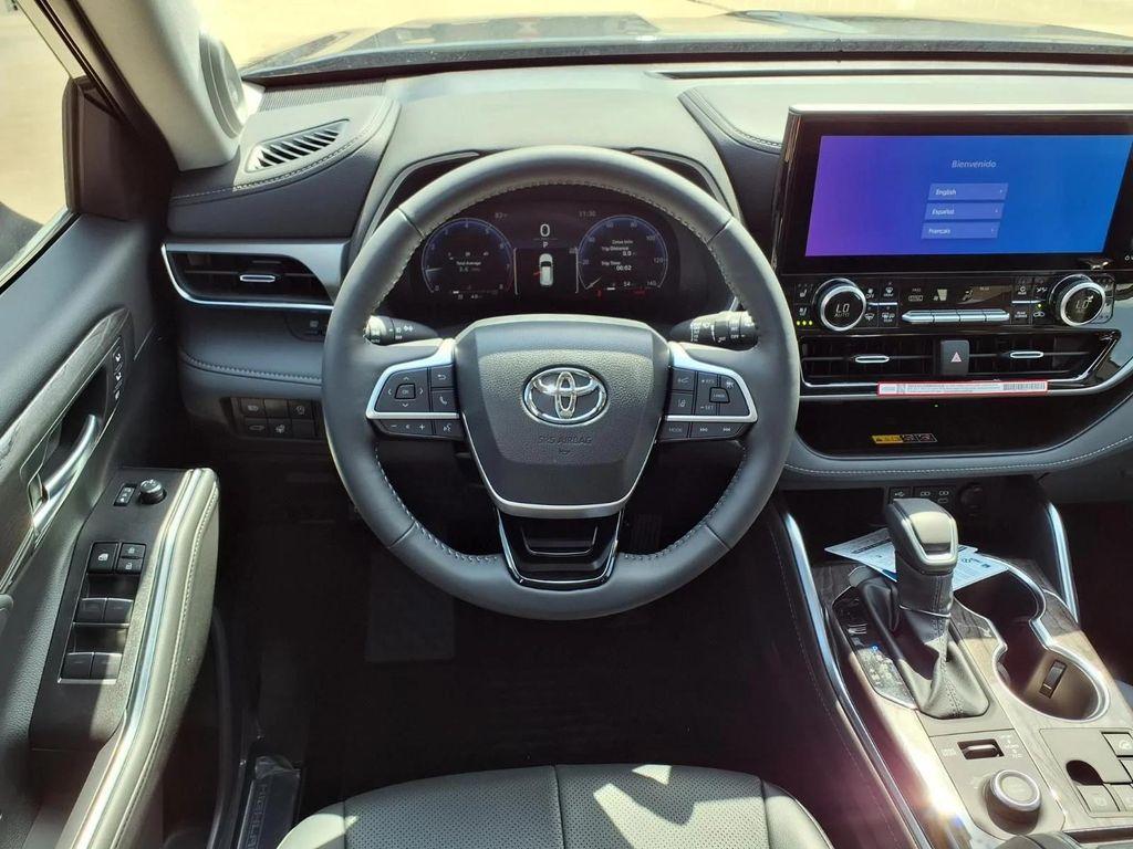 new 2026 Toyota Highlander car, priced at $50,963