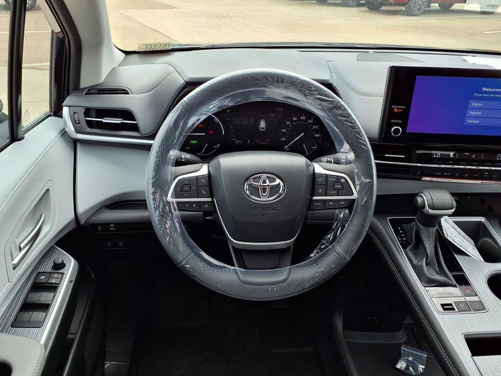 new 2026 Toyota Sienna car, priced at $46,927
