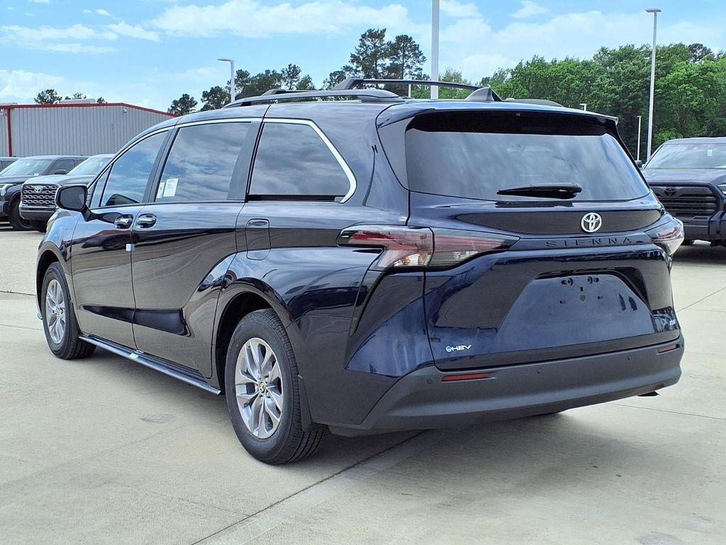 new 2026 Toyota Sienna car, priced at $46,927