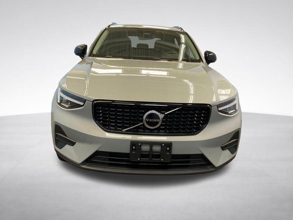 new 2026 Volvo XC40 car, priced at $43,573