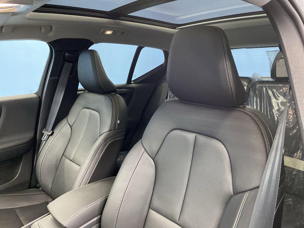 new 2026 Volvo XC40 car, priced at $41,775