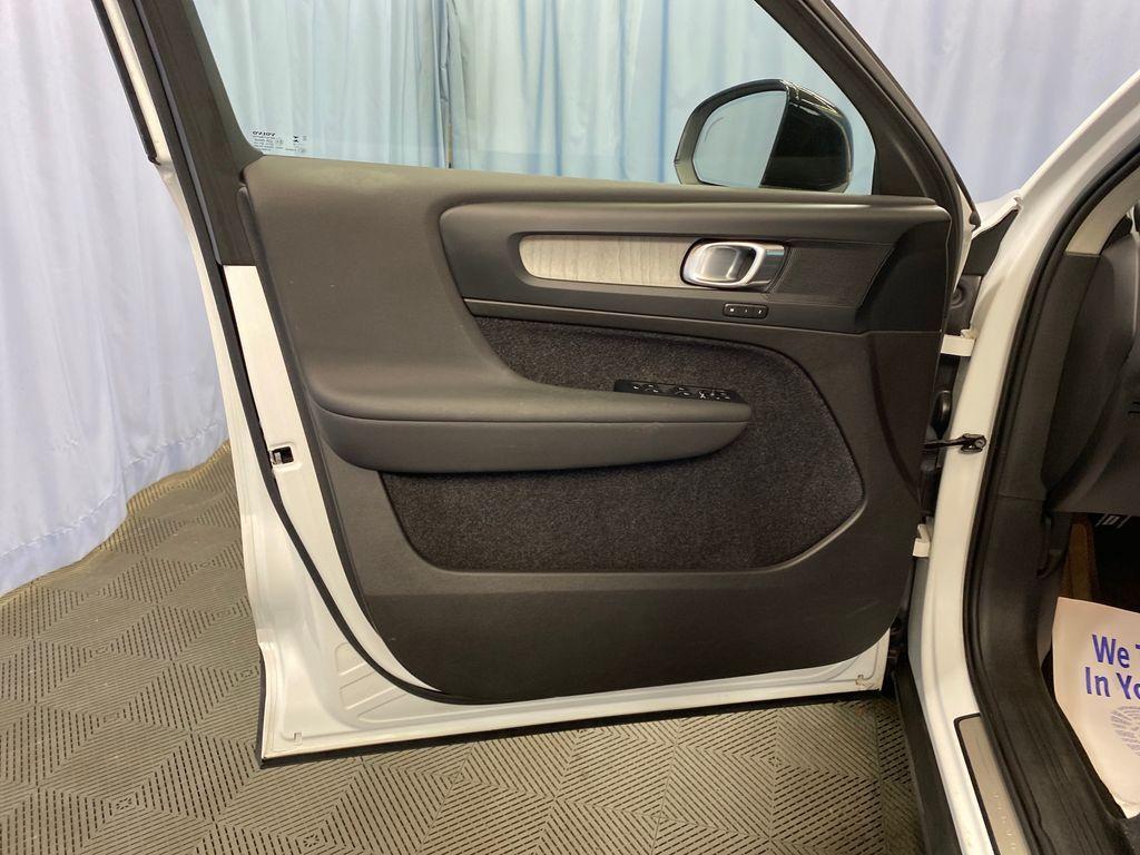 used 2023 Volvo XC40 car, priced at $32,892