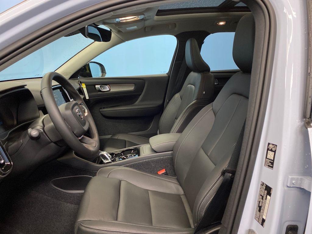 new 2026 Volvo XC40 car, priced at $47,150