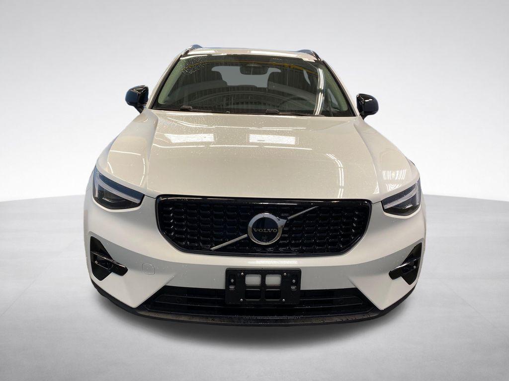 new 2026 Volvo XC40 car, priced at $49,925