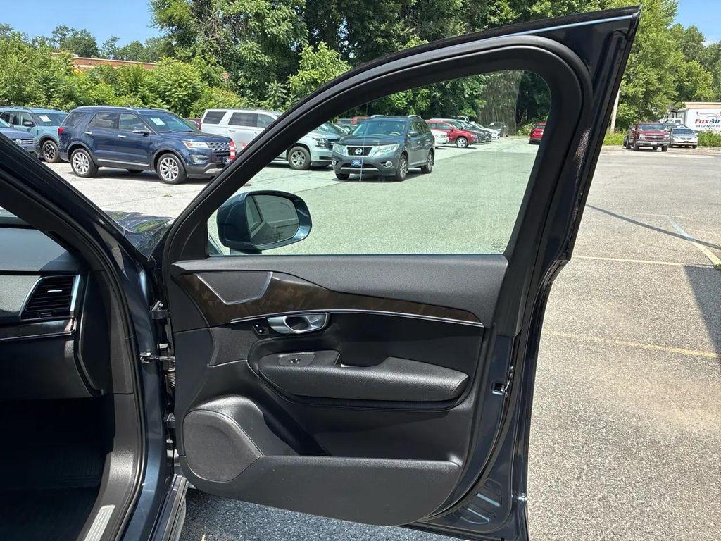 used 2018 Volvo XC90 car, priced at $17,995