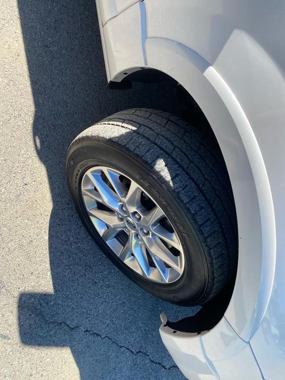 used 2017 Ford Expedition car, priced at $15,995