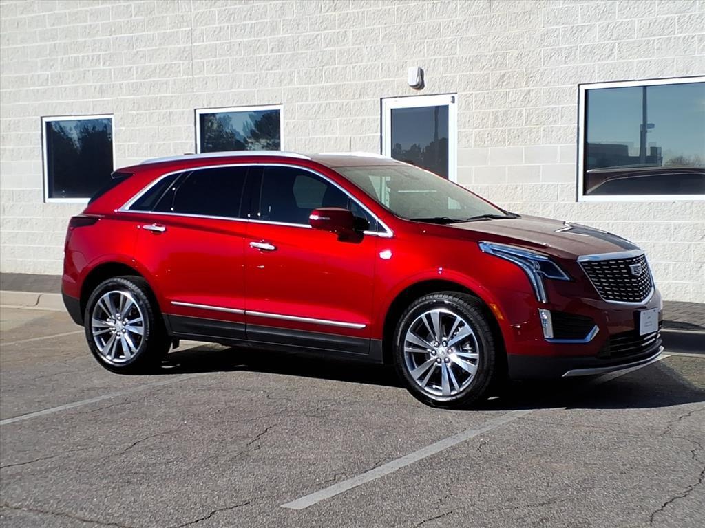 used 2025 Cadillac XT5 car, priced at $47,993