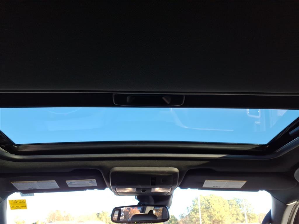 used 2022 Nissan Frontier car, priced at $32,995