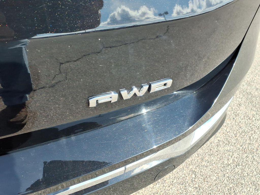 used 2023 GMC Terrain car, priced at $26,995