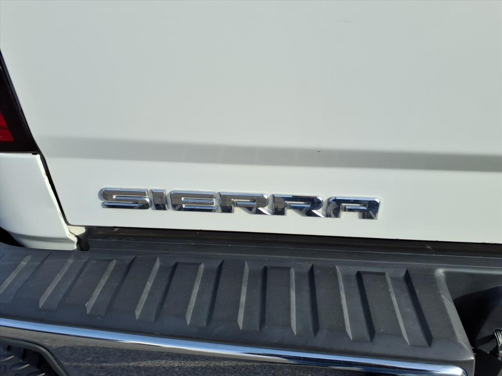 used 2018 GMC Sierra 1500 car, priced at $18,809