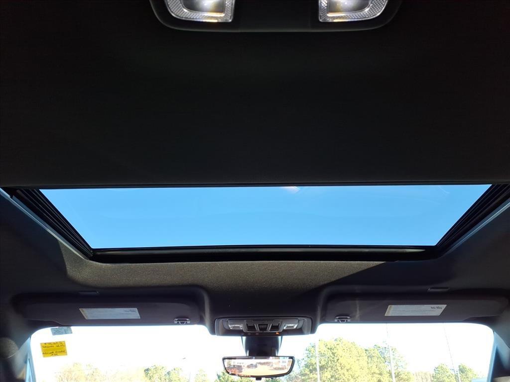 used 2020 Chevrolet Silverado 1500 car, priced at $37,864