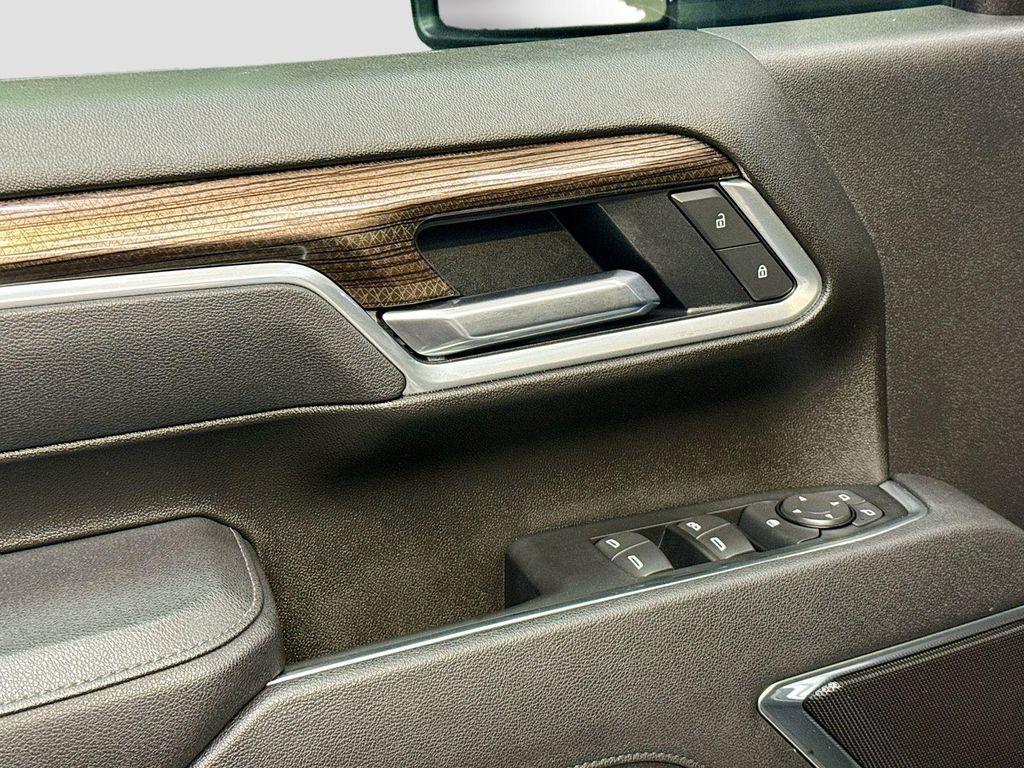 used 2025 Chevrolet Silverado 2500 car, priced at $60,991