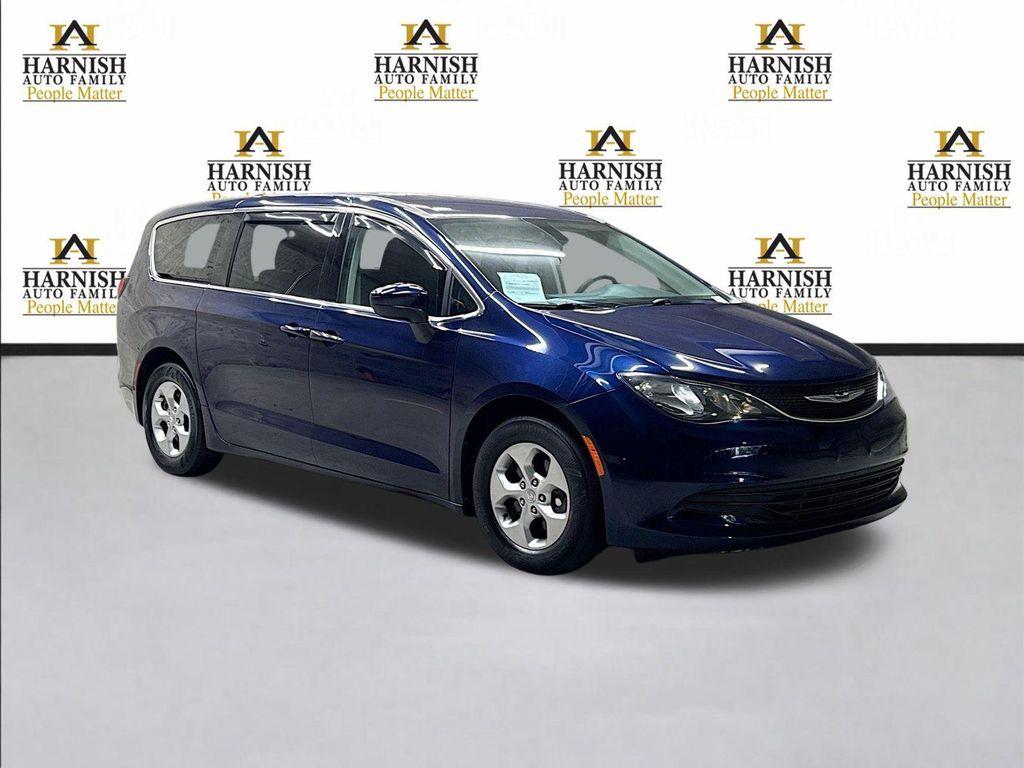 used 2017 Chrysler Pacifica car, priced at $13,888