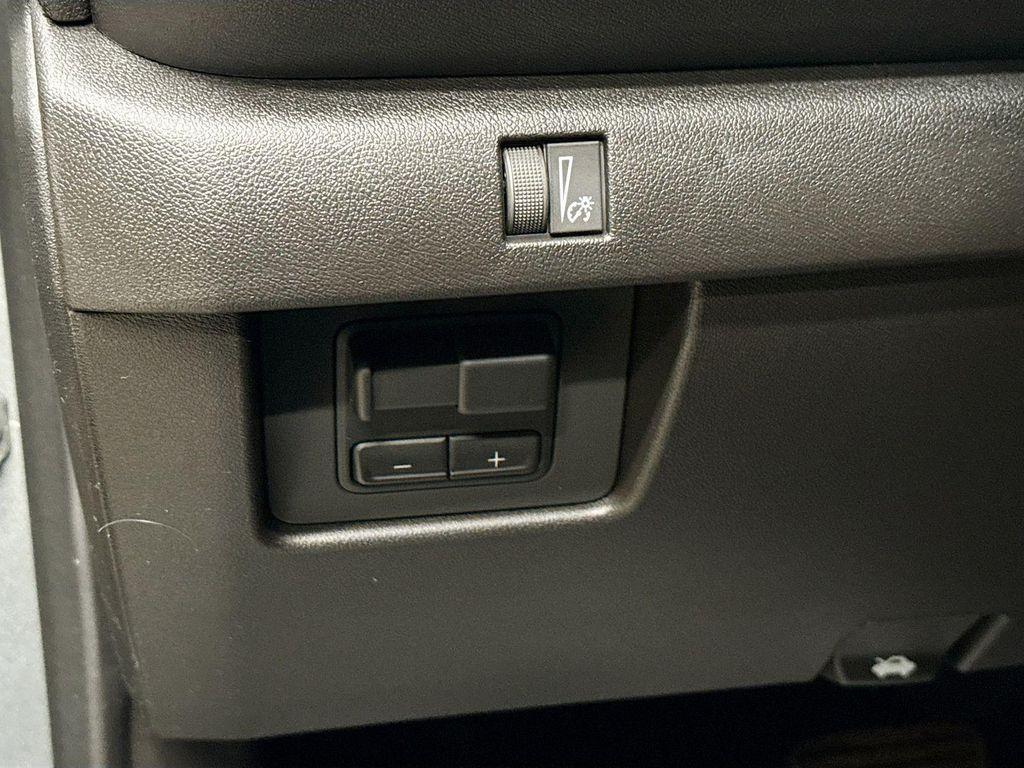 new 2026 Chevrolet Colorado car, priced at $42,095